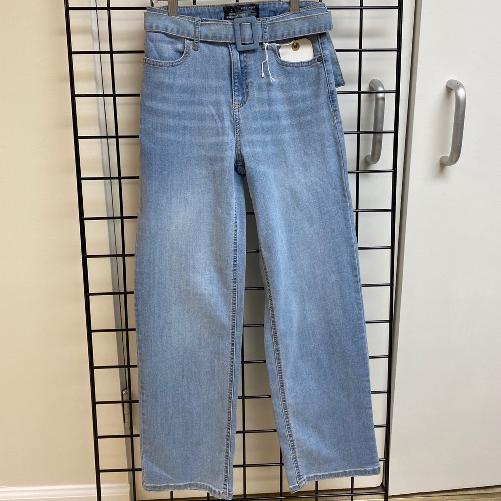 PERMANENT - light wash denim jeans